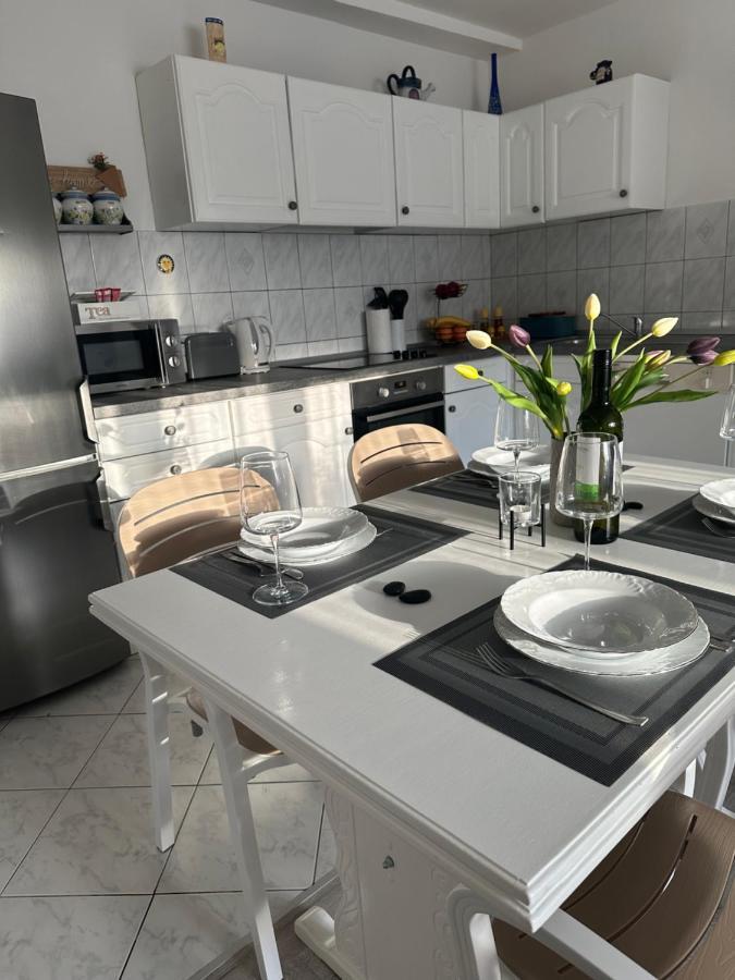 Apartman Antonio Baska Voda Exterior photo